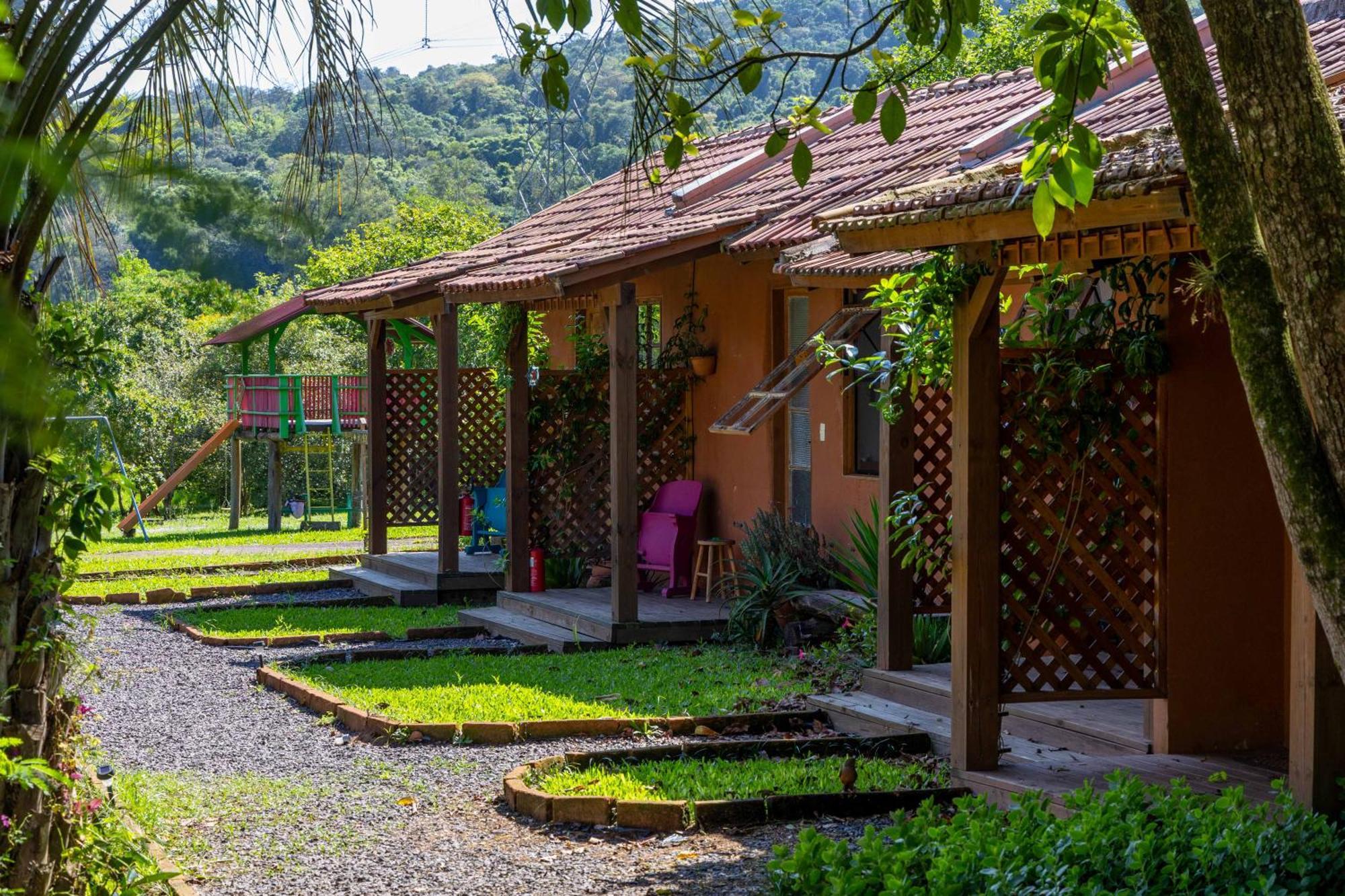 Sitio Pe Na Terra - Retiros E Hospedagens Hotel Novo Hamburgo Luaran gambar
